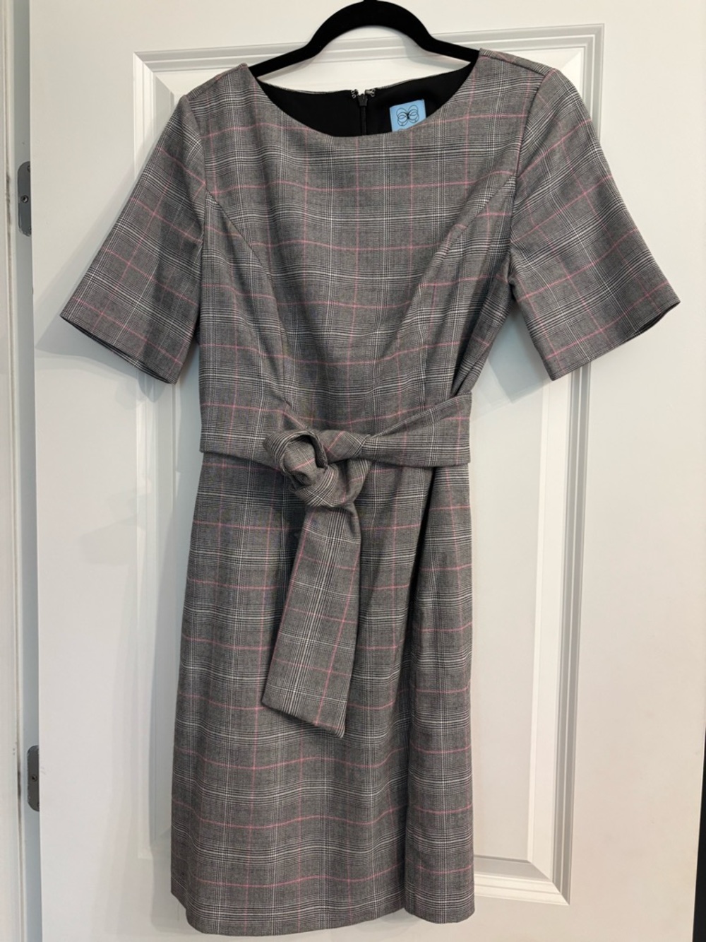 ✨ CECE Gray Plaid Belted Sheath Mini Dress with Pink Windowpane Size 6